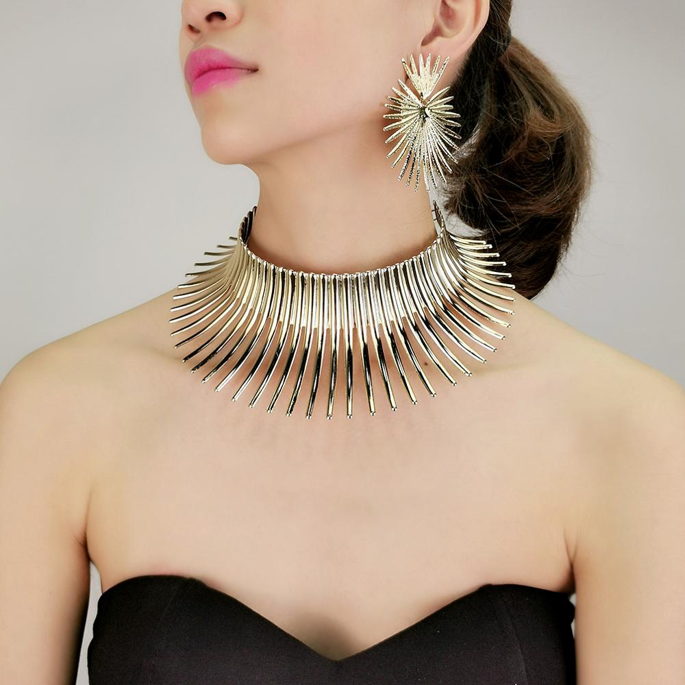 Africa Necklaces Jewelry Set Gold Color Metal Big Exaggerated Torque Choker Necklace Earrings Set Jewelry Steampunk Party UKMOC