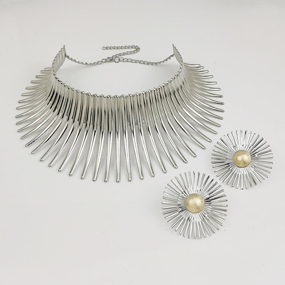 Africa Necklaces Jewelry Set Gold Color Metal Big Exaggerated Torque Choker Necklace Earrings Set Jewelry Steampunk Party UKMOC