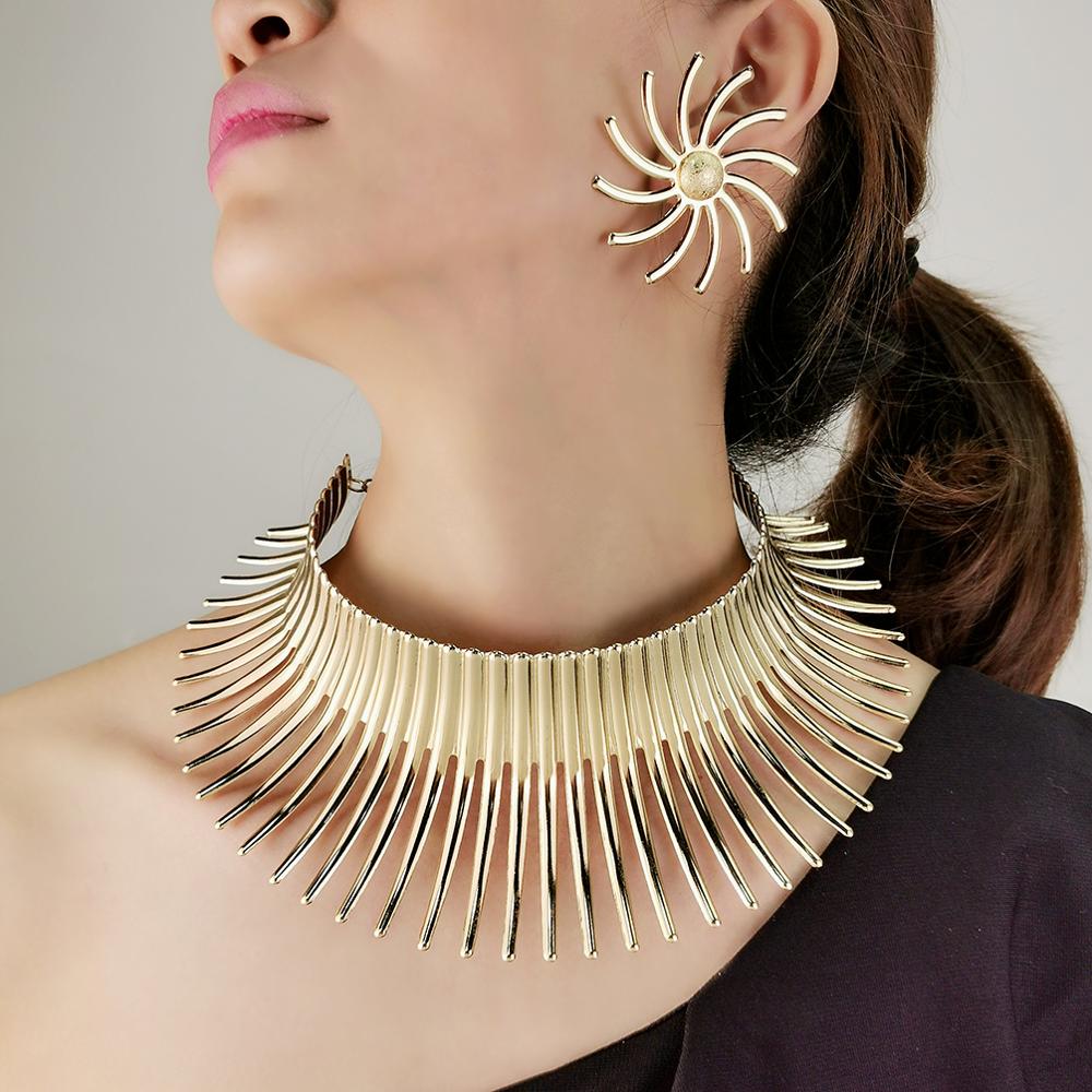 Africa Necklaces Jewelry Set Gold Color Metal Big Exaggerated Torque Choker Necklace Earrings Set Jewelry Steampunk Party UKMOC