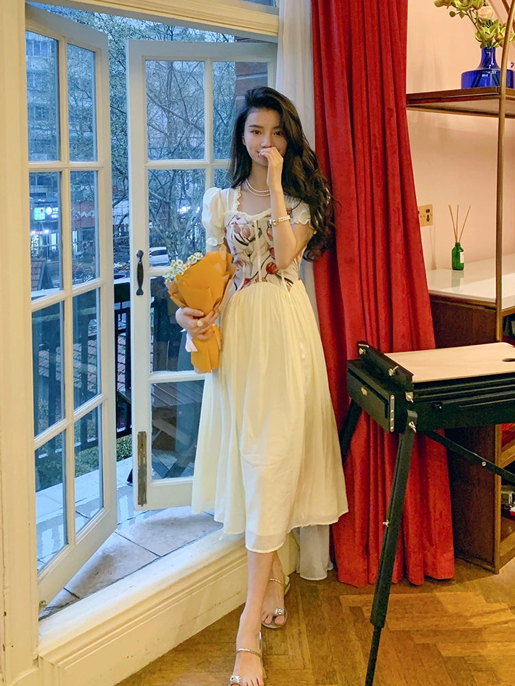 Ami Palace Style Fairy Gentle Short Sleeve Dress