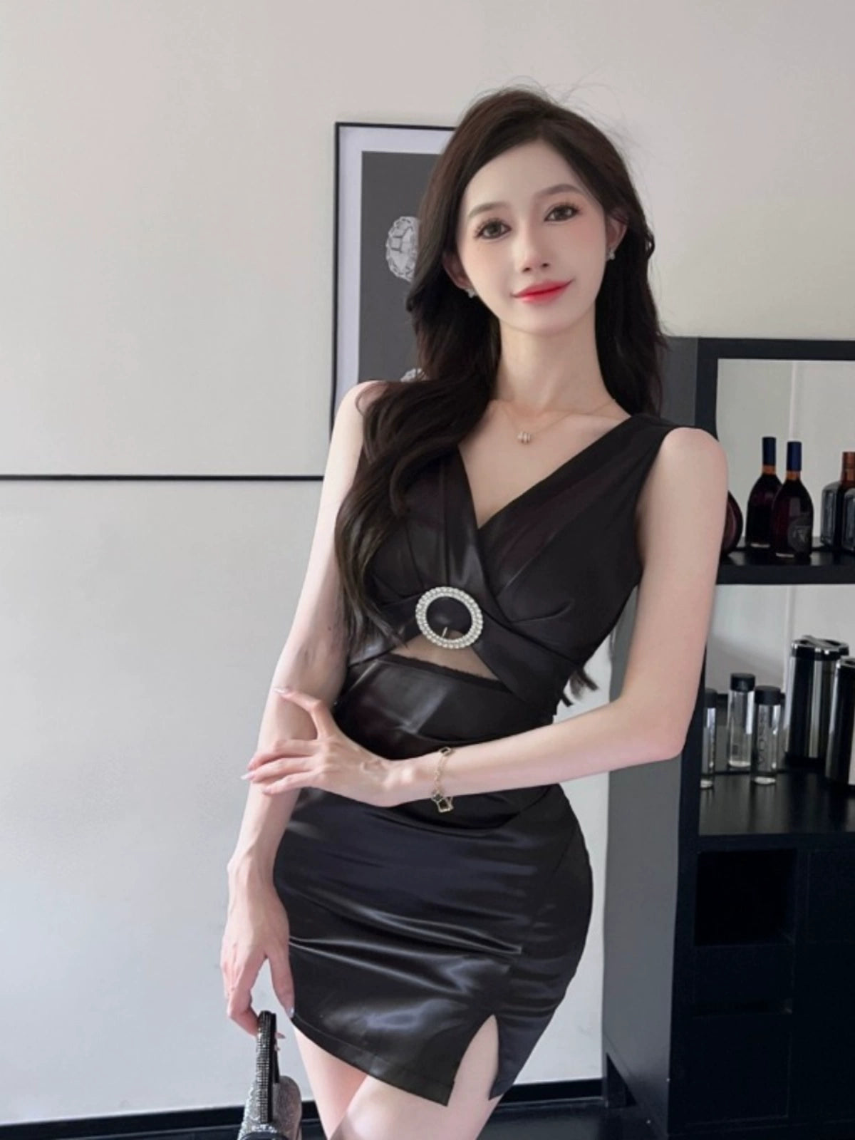 V-neck Slimming Niche Exquisite Sheath Dress
