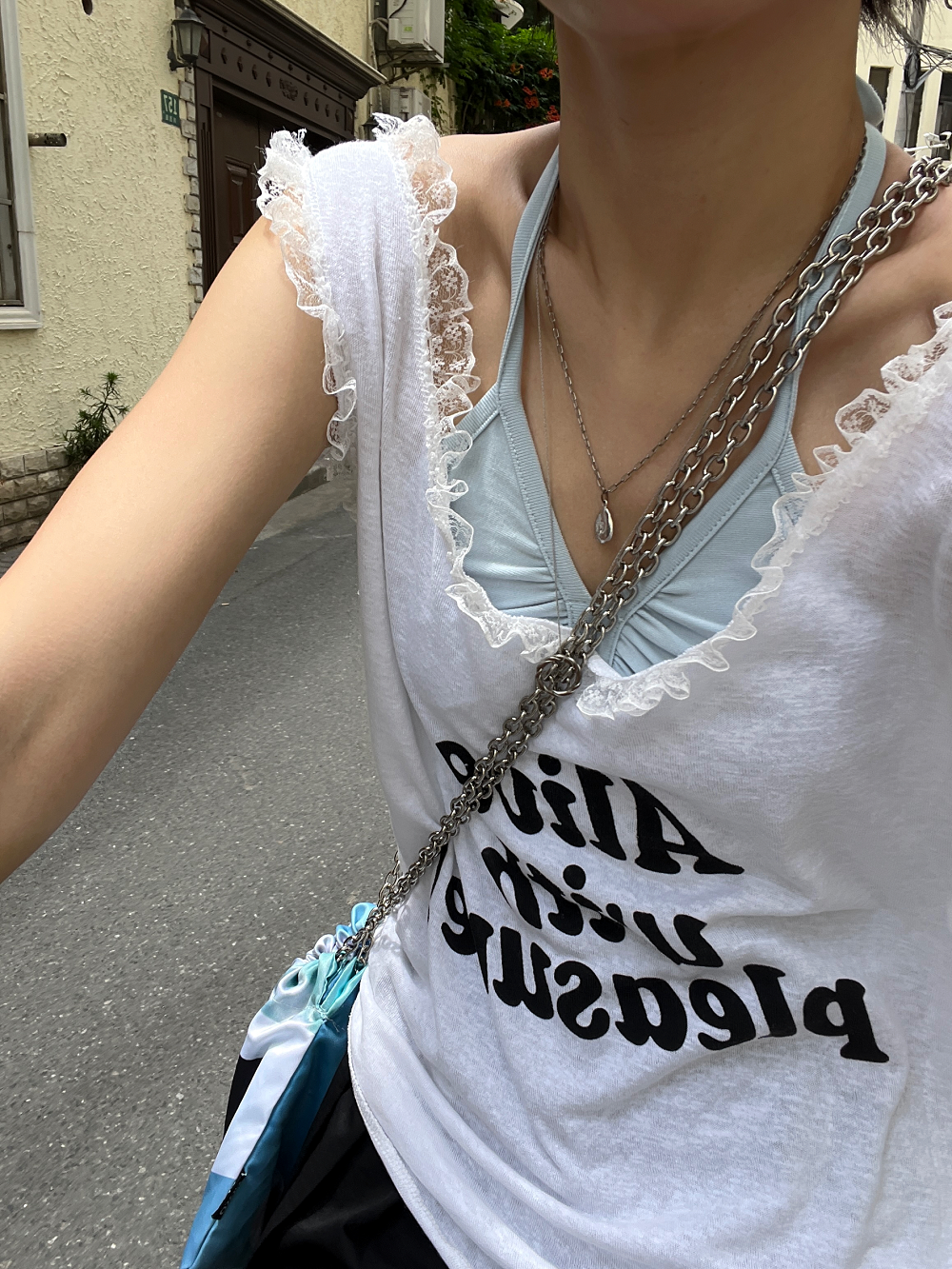 Two2 Stylish Letter Print Loose Vest Lace