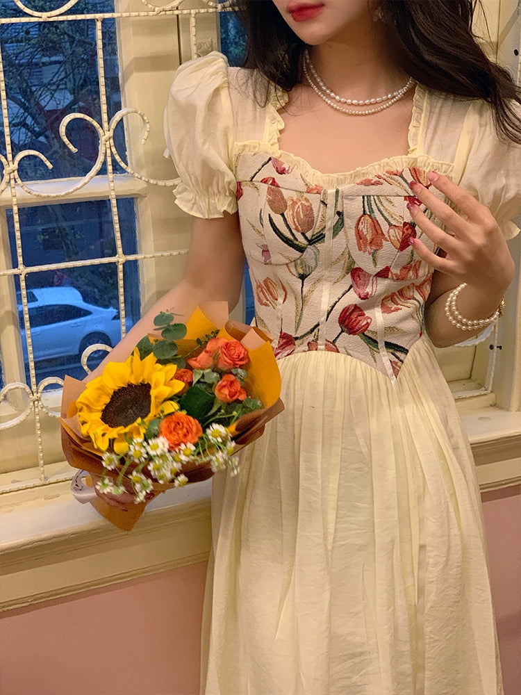 Ami Palace Style Fairy Gentle Short Sleeve Dress