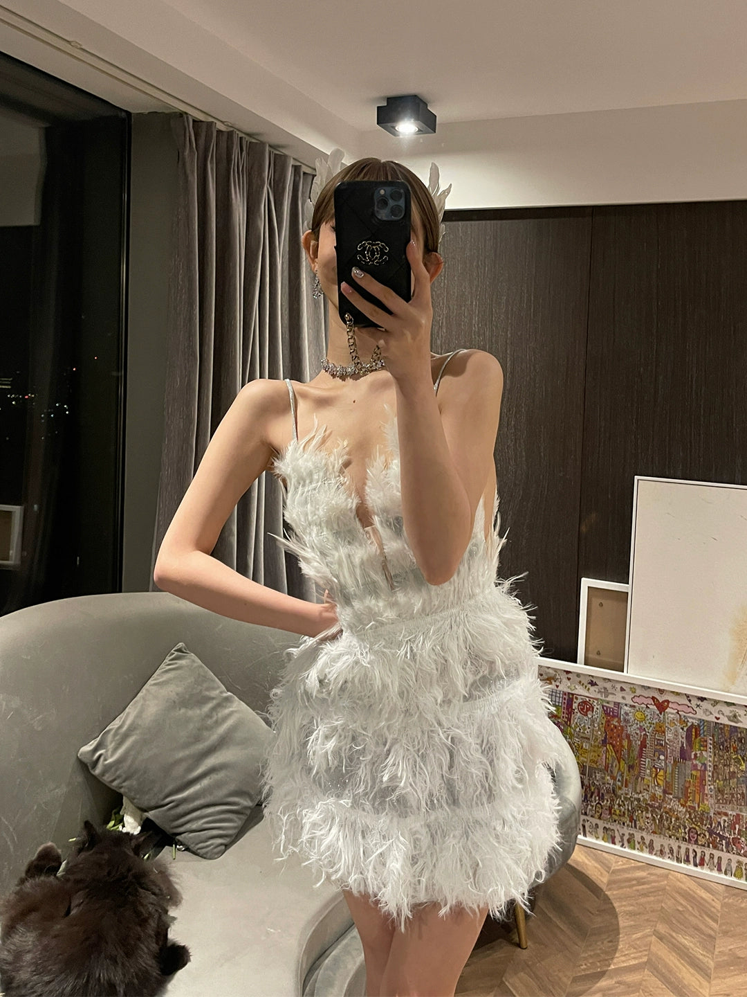 Chiclynana Sexy Backless Dress Feather Patchwork Party Birthday Party Braces in White Miniskirt