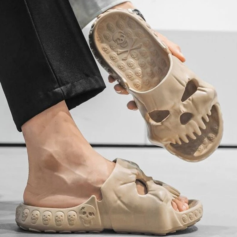 New Personalized Skull Design Men Slippers 2023 Summer Outdoor Fun Novelty Slide Thick Sole Platform Beach Non-slip Women Sandal