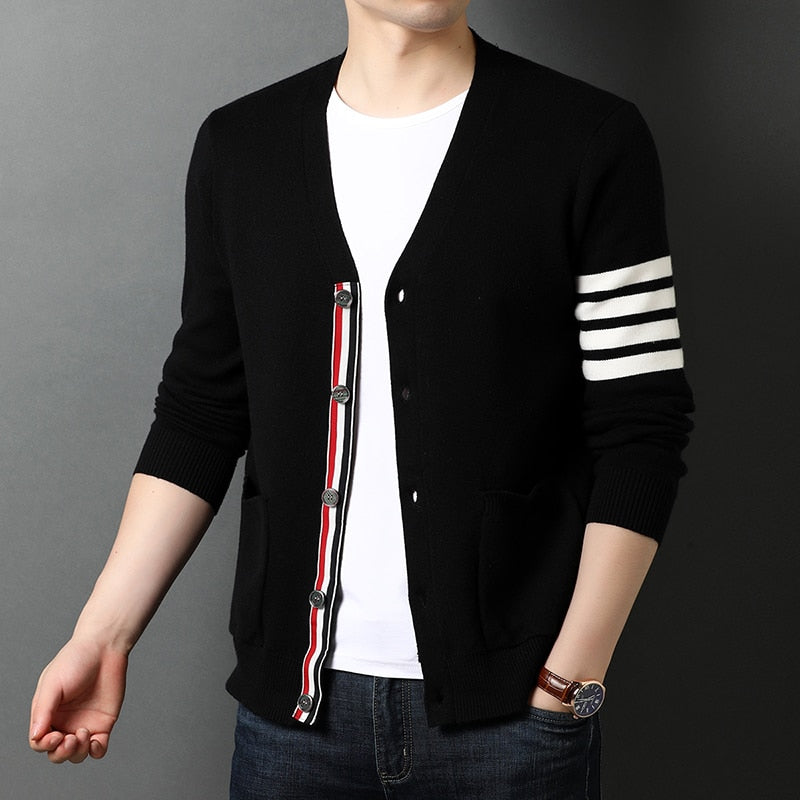 Top Grade New Autum Winter Brand Fashion Knitted Men Cardigan Sweater Black Korean Casual Coats Jacket Mens Clothing S-3XL