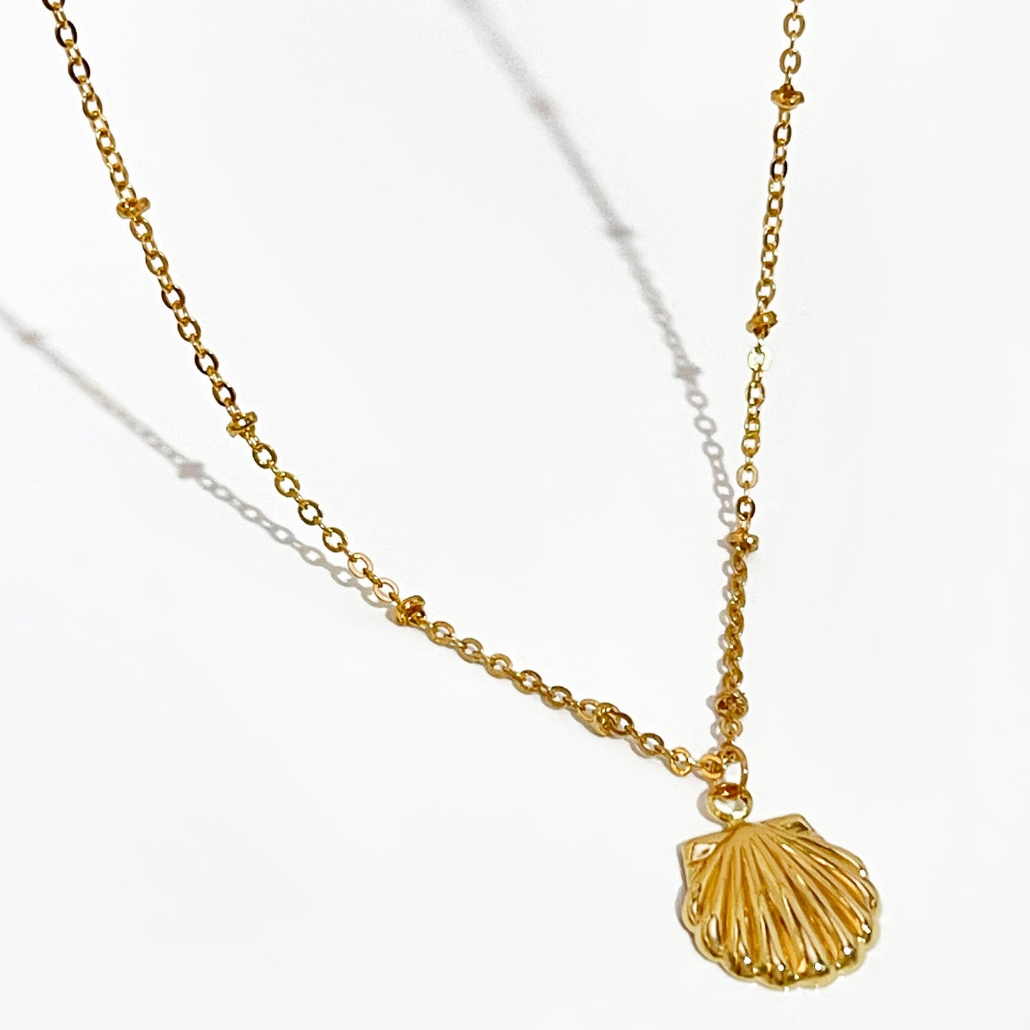 Peri'sbox 3 Sizes Gold Color Shell Necklace Fan Shape Pendant Necklaces Boho Necklace Delicate Ocean Gift Woman Collares De Moda